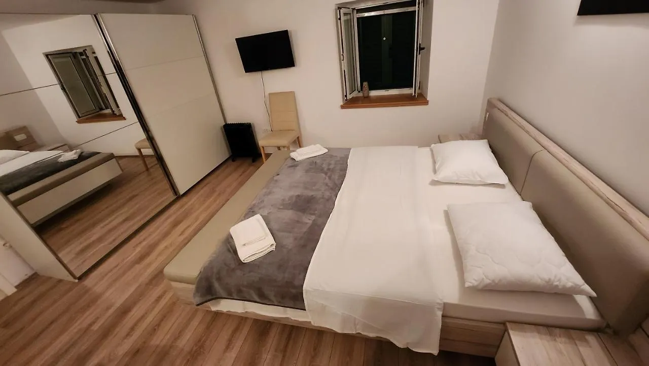 Live In Split Apartment